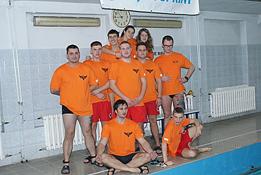 Hokej pod wodą Walenie Hydra XII 2012